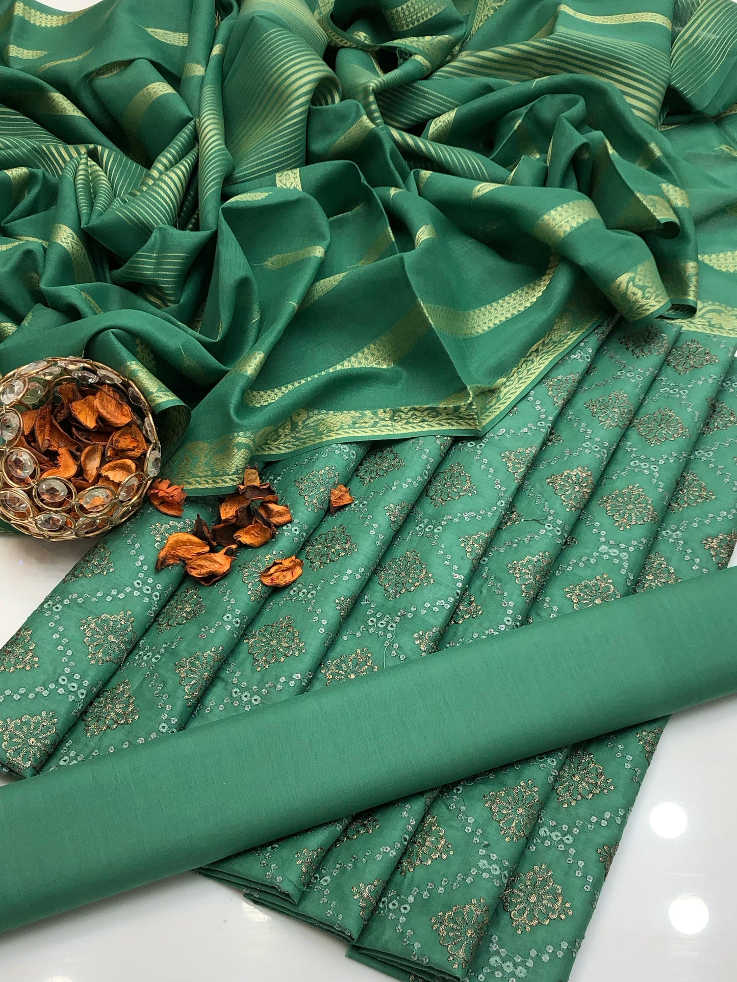 Embroidered Lawn