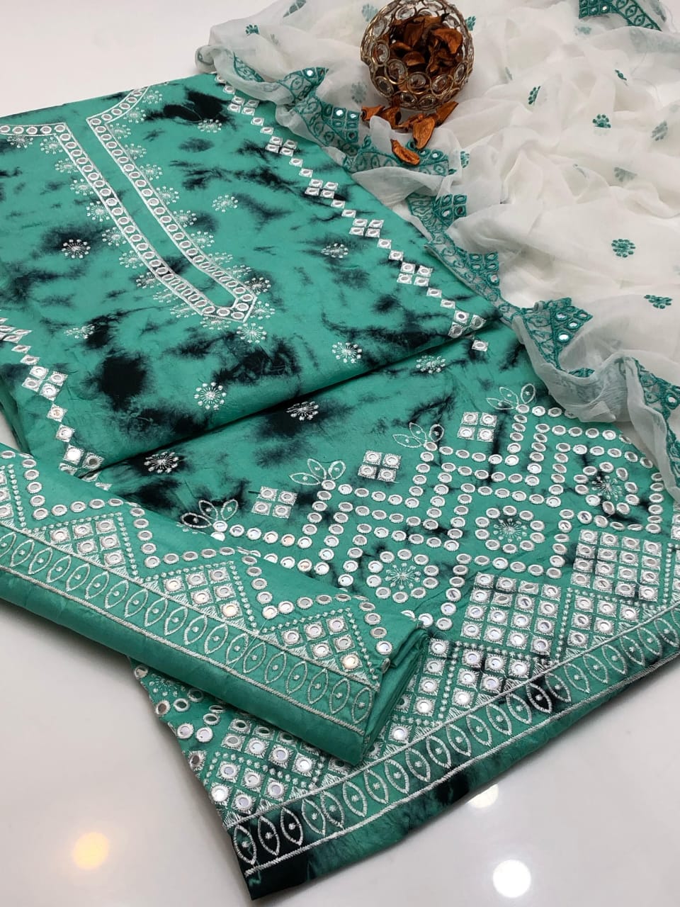 Embroidered Lawn