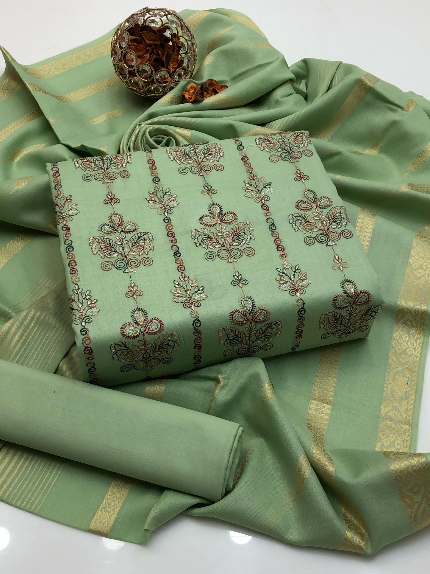Embroidered Lawn
