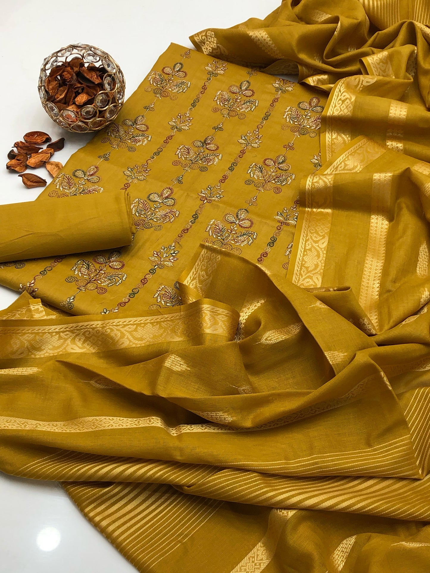 Embroidered Lawn